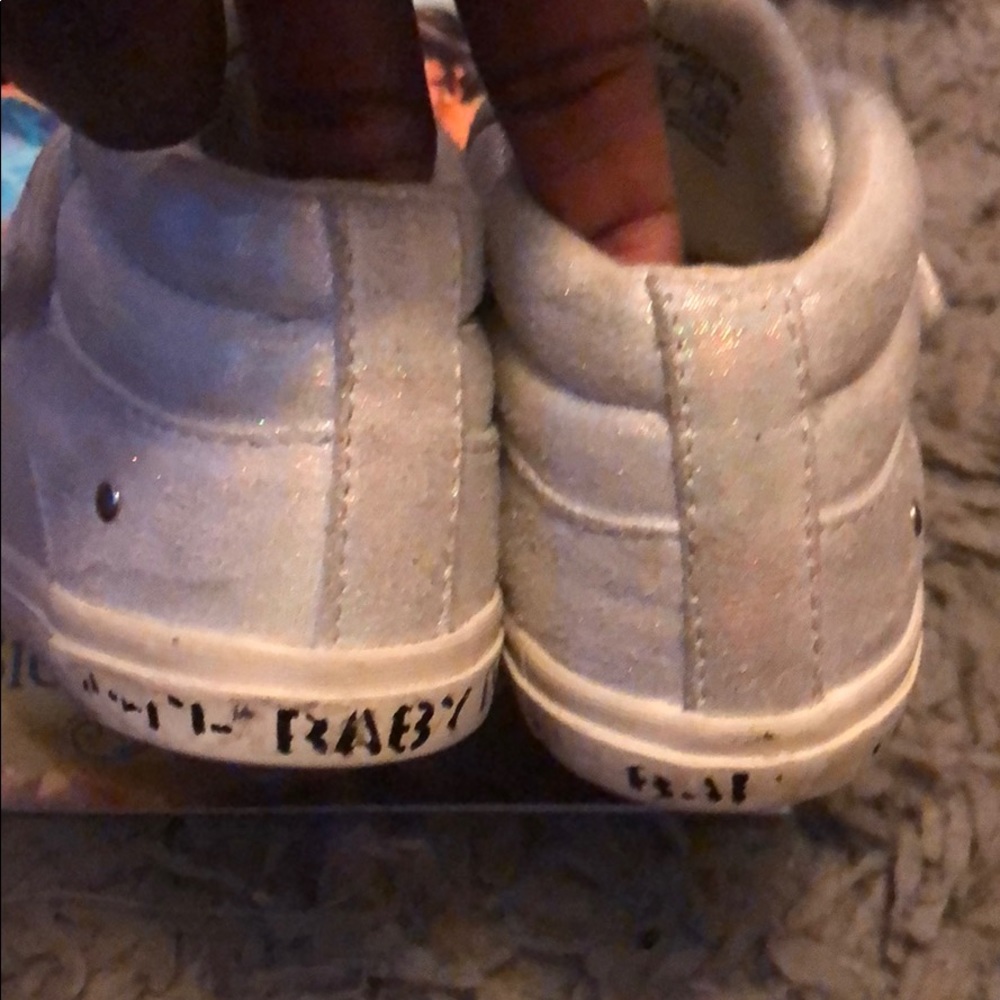 Holographic toddler sneaker - Picture 3 of 5